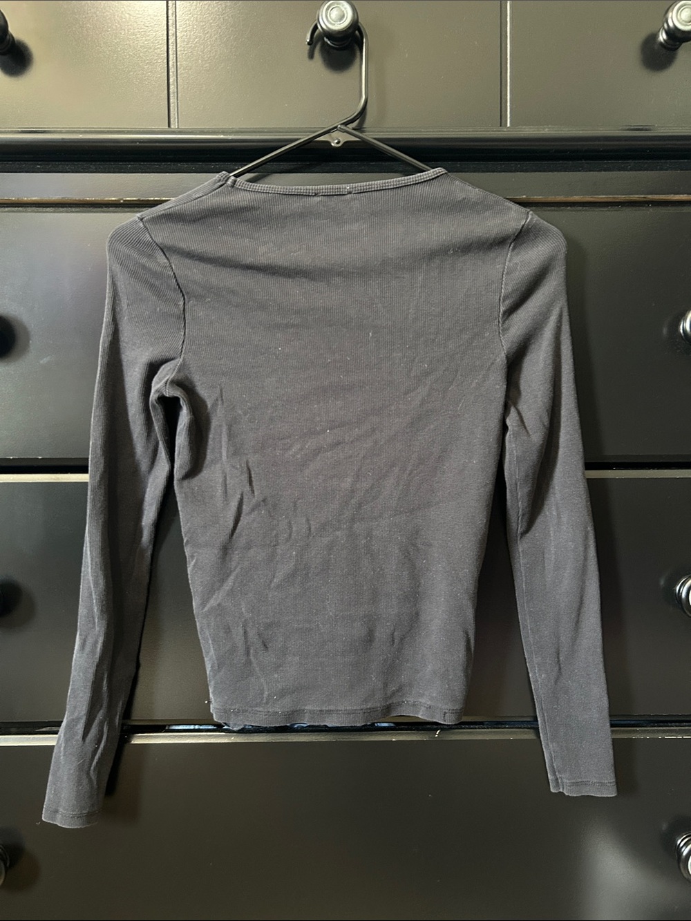 Long-Sleeve Ribbed Crew Tee - Picture 3 of 4